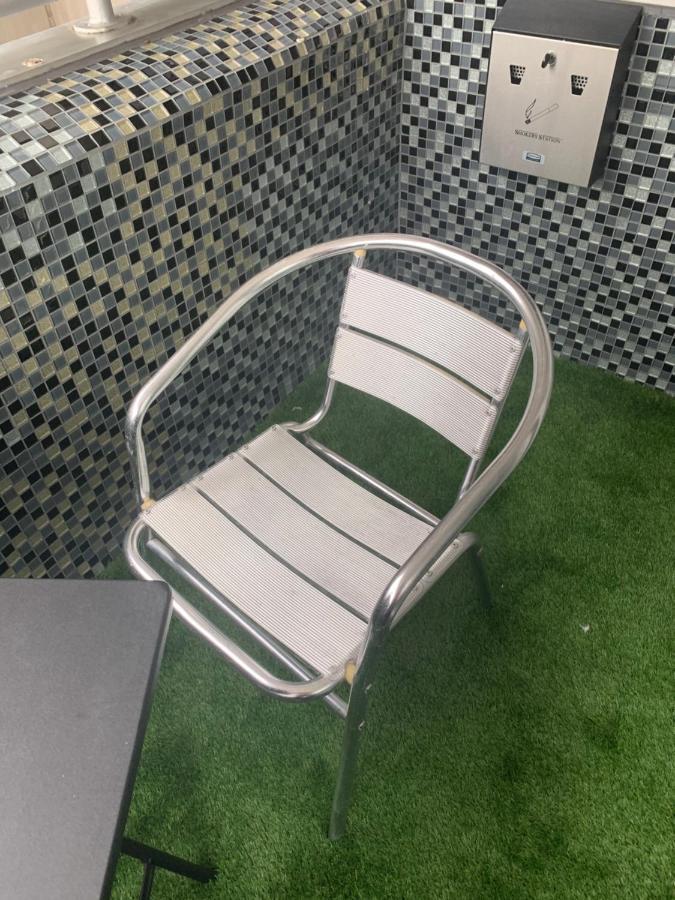 Luxury Panoramic Balcony Swindon Central Екстер'єр фото